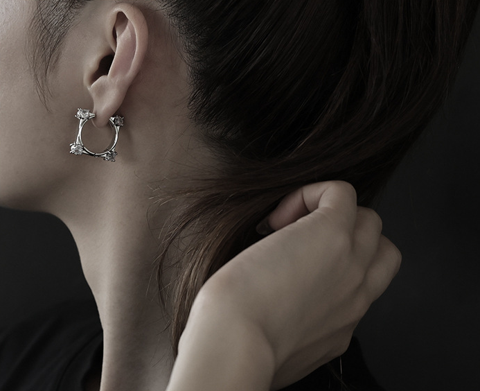 Splendid Flower Design Silver Oxidised Metal Jhumki Earring For Women And  Girls - Jaipur Mart - 1556235 | Indian jewellery design earrings, Oxidised  silver jewelry, Jhumki earrings